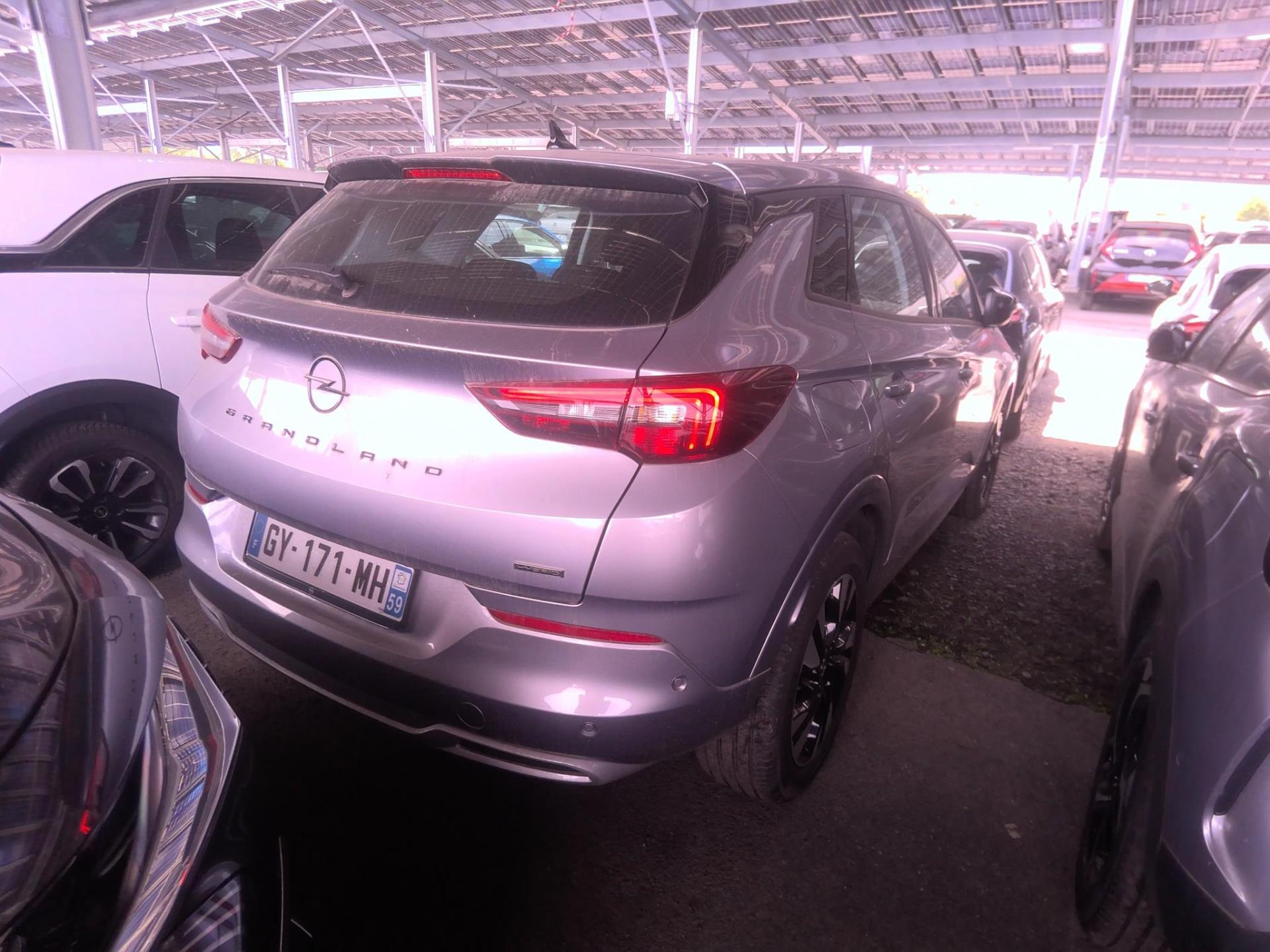Opel Grandland Hybrid 225 ch BVA8 Design & Tech 2022