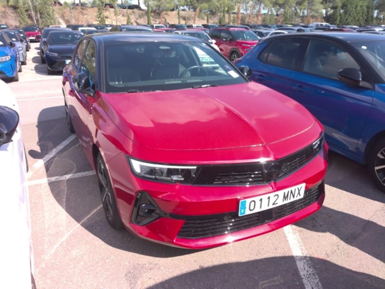 Opel Astra Astra 5P GS 1.2T XHT MT6 S/S 130 CV (96kW)