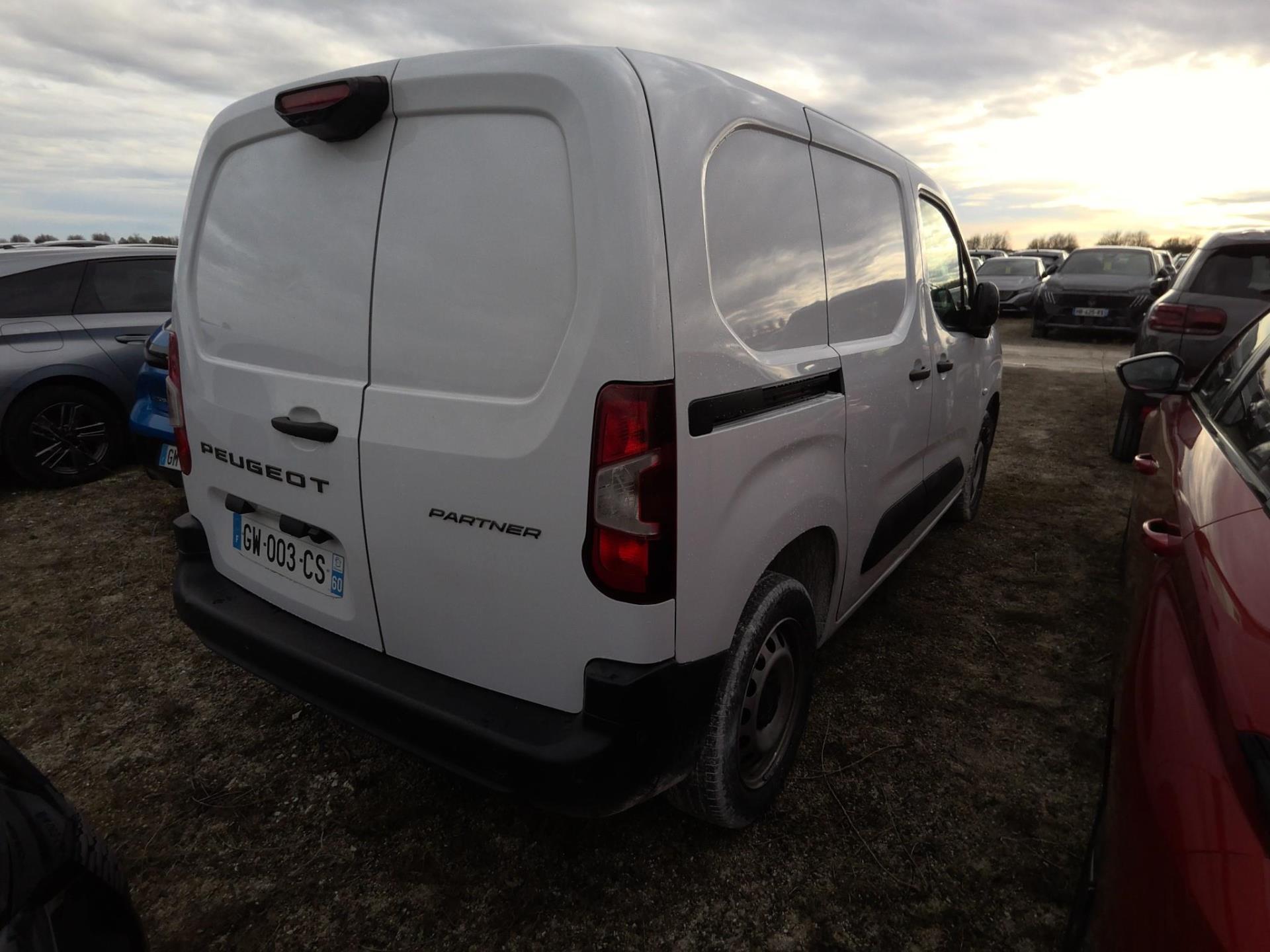 Peugeot PARTNER FOURGON M 1000 KG BLUEHDI 100 S&S BVM6  2024