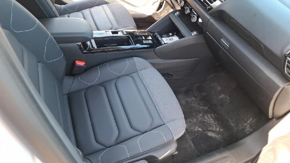 Foto Citroën ë-C4 13