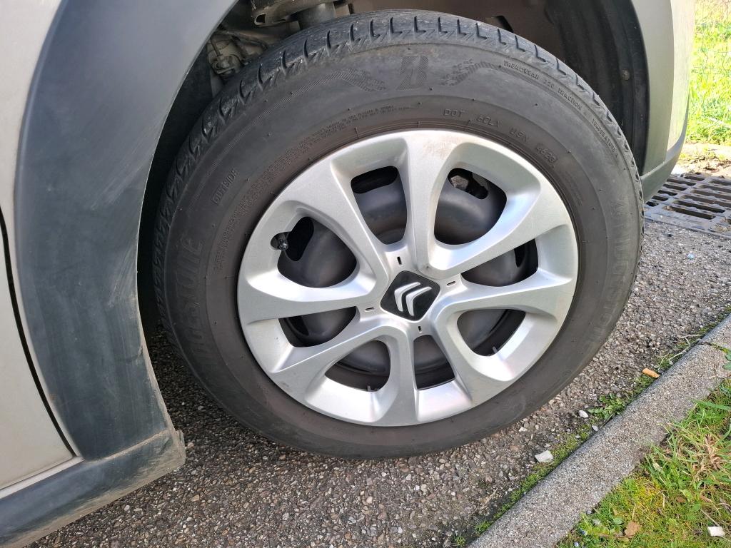 Citroen C3 PureTech 83 ch BVM5 You 2024
