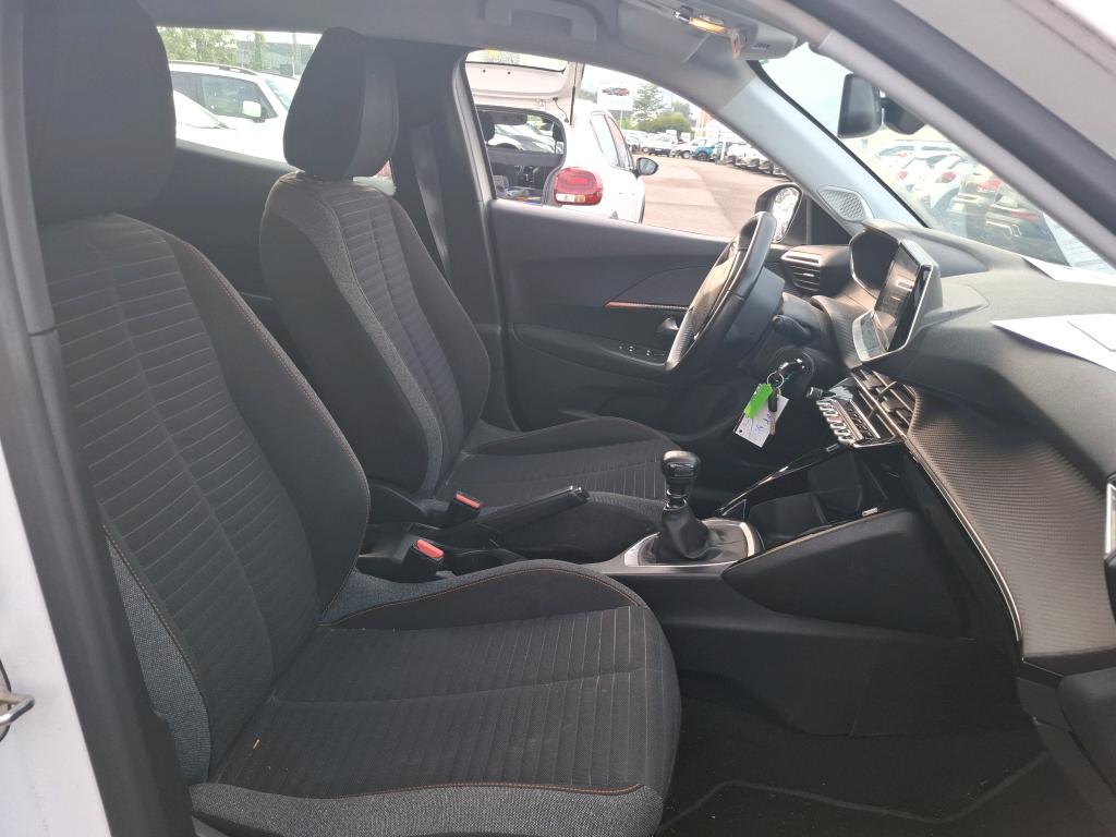 Peugeot 2008 BlueHDi 110 S&S BVM6 Active Business 2021