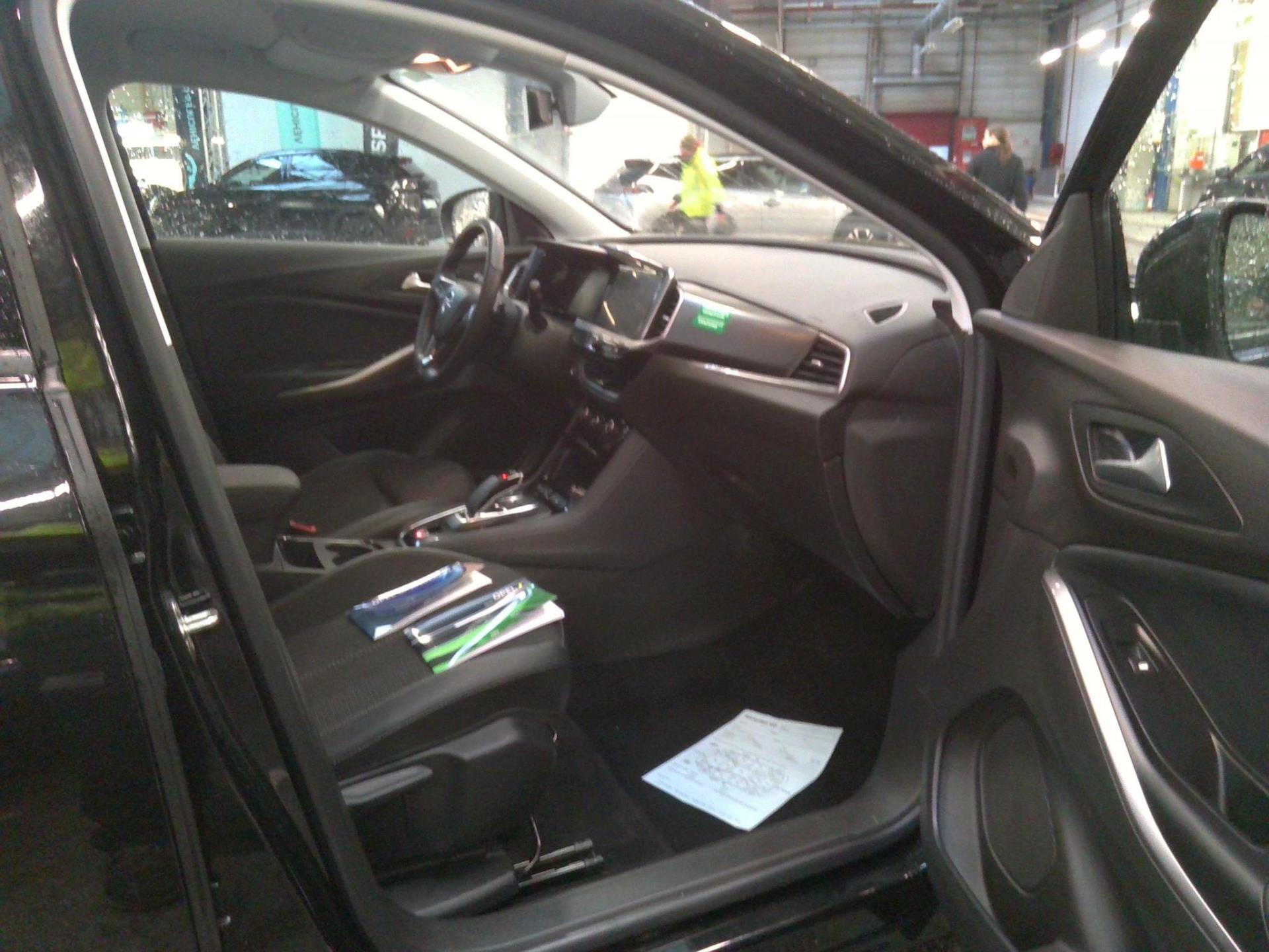 Opel Grandland Hybrid 225 ch BVA8 Elegance Business 2023