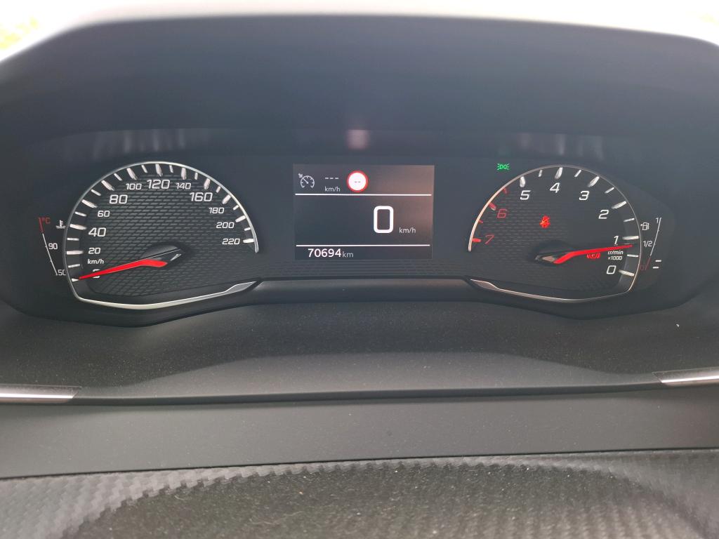 Peugeot 2008 BlueHDi 110 S&S BVM6 Active Business 2021