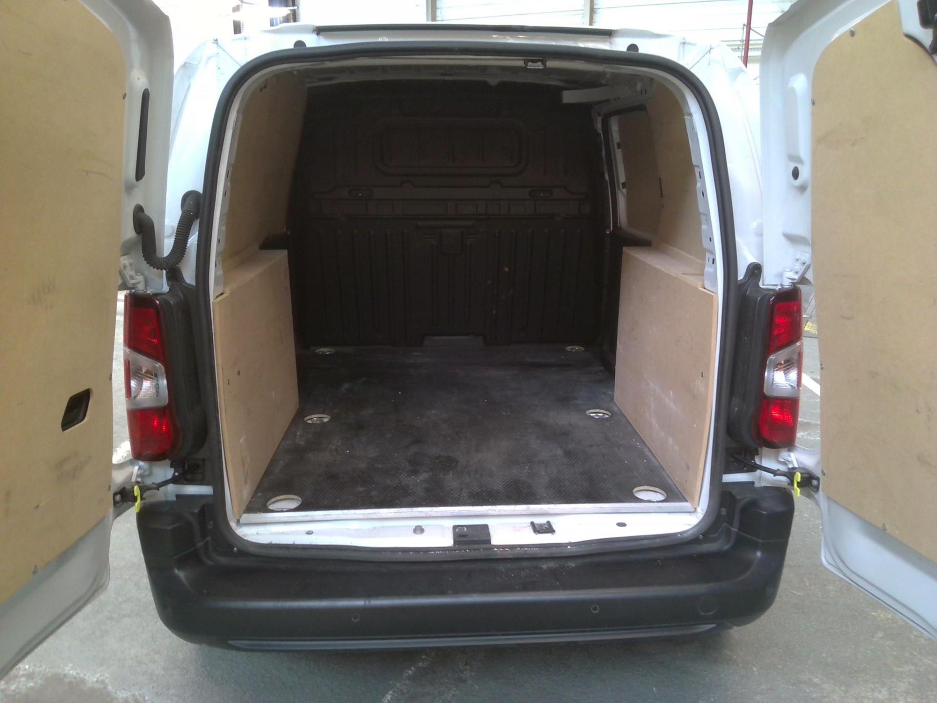 Citroen BERLINGO VAN M 950 BLUEHDI 100 S&S BVM6  2023