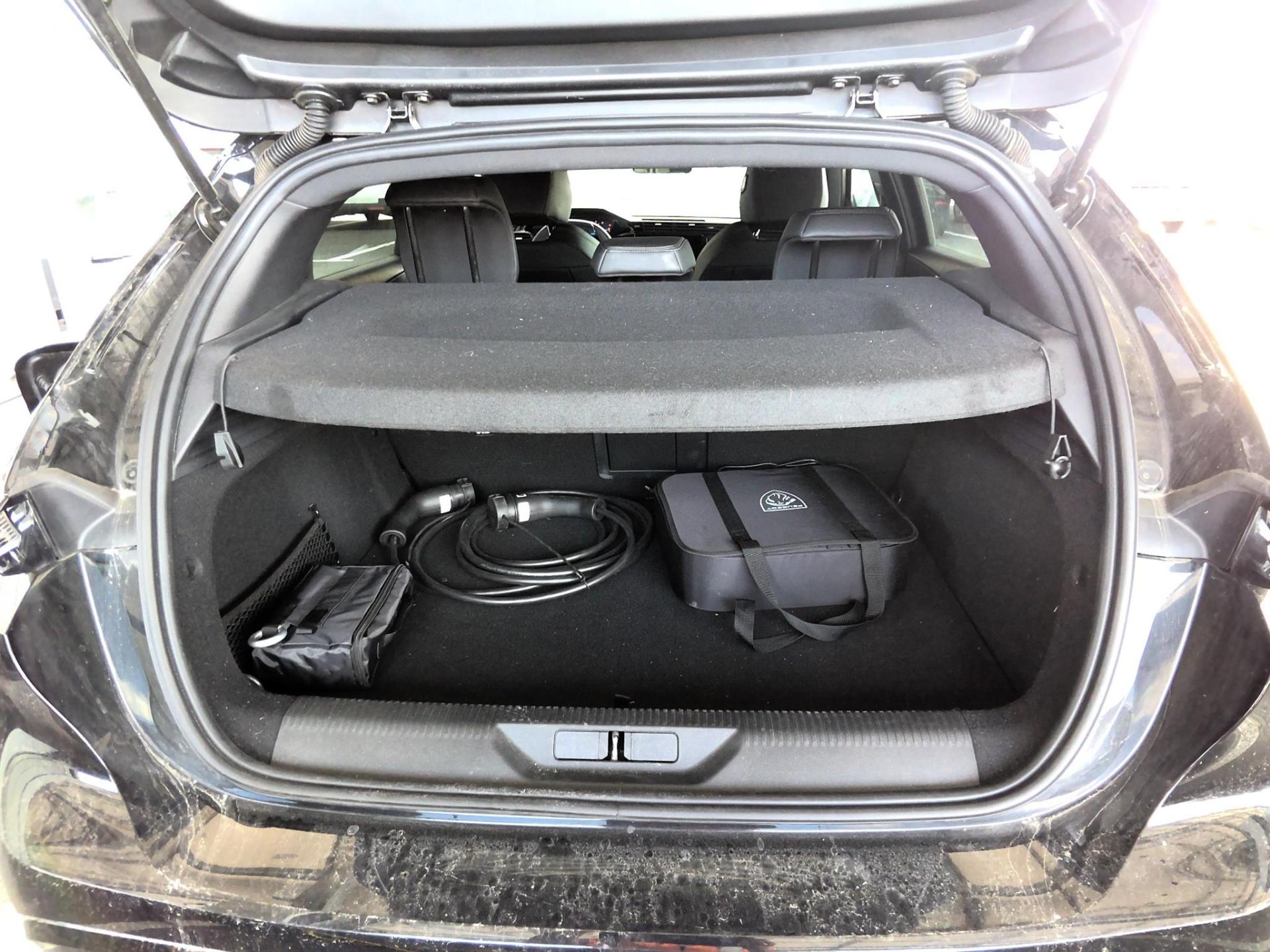 Peugeot 308 PHEV 225 e-EAT8 GT 2024