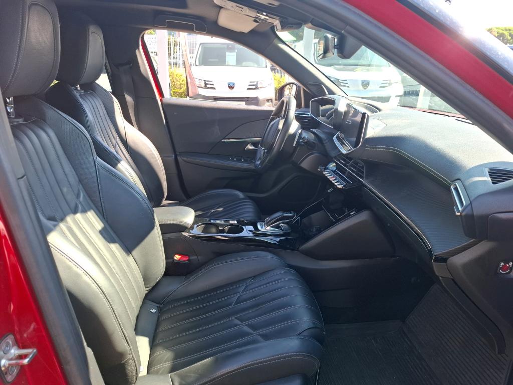Peugeot 2008 BlueHDi 130 S&S EAT8 GT 2021