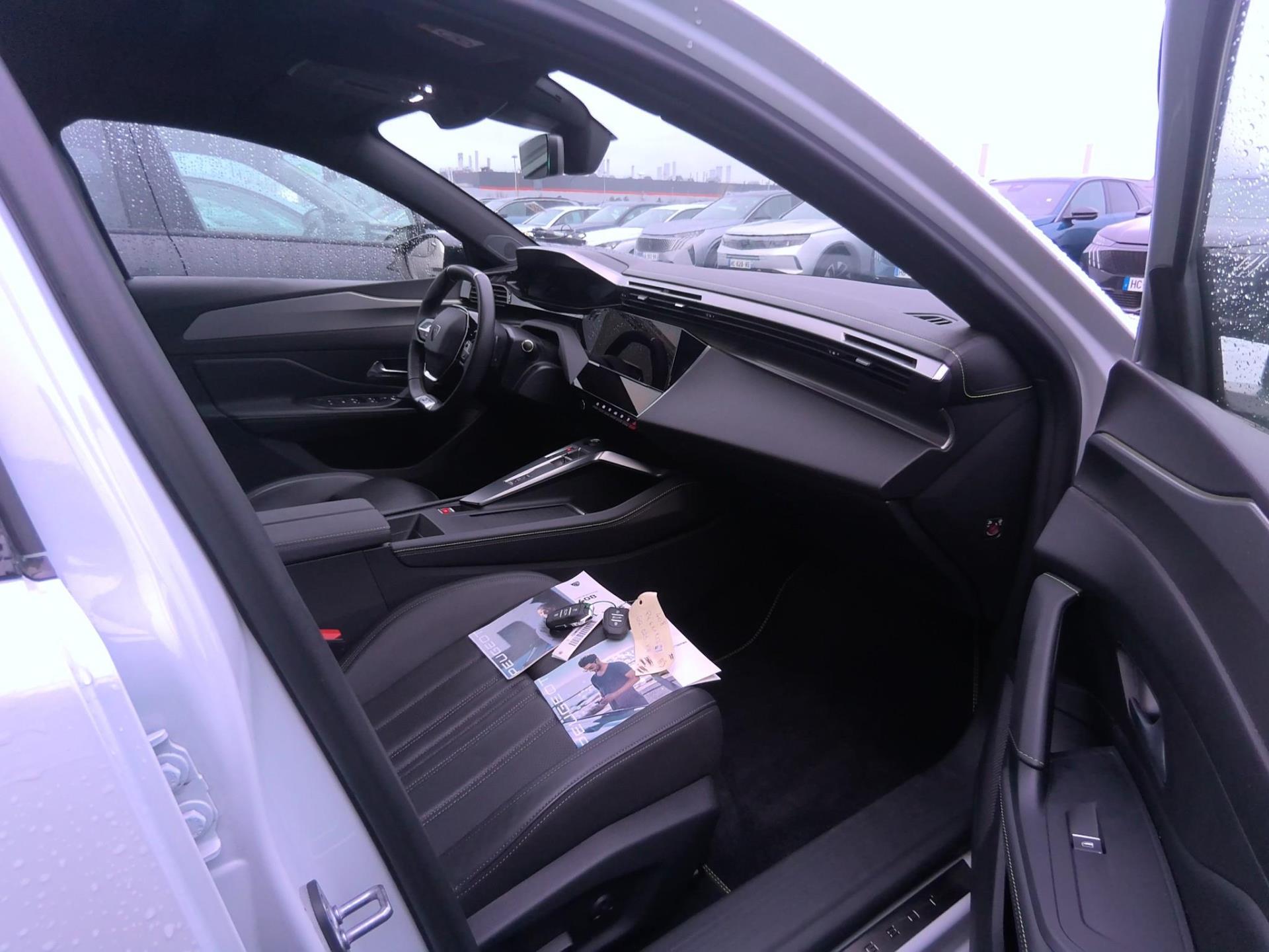 Peugeot 408 PureTech 130 ch S&S EAT8 GT 2023