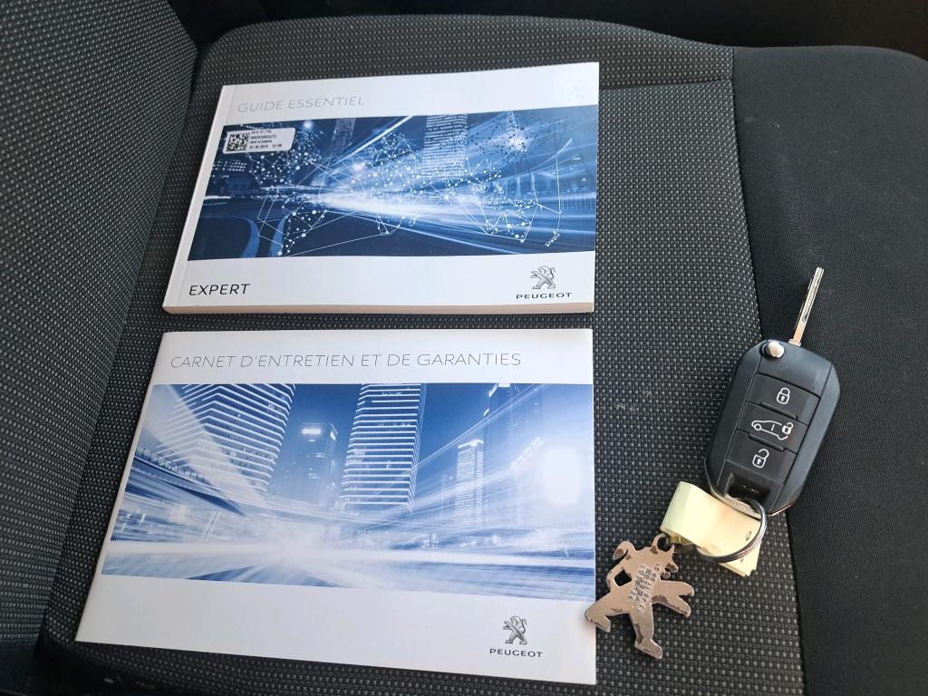 Peugeot EXPERT FGN TOLE STANDARD 2.0  BLUEHDI 120 S&S BVM6 PREMIUM 2018