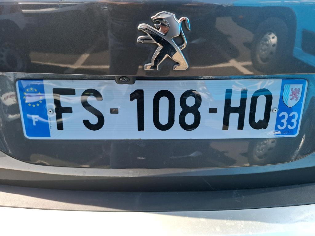 Peugeot 2008 BlueHDi 130 S&S EAT8 Allure Business 2020