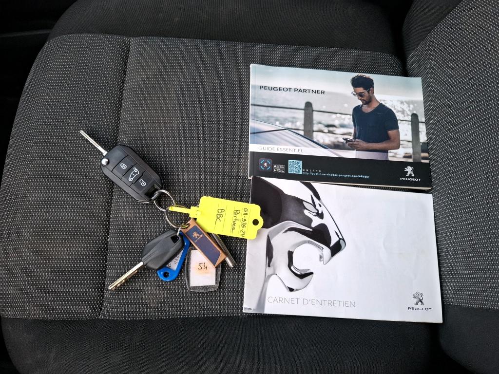 Peugeot PARTNER FOURGON STANDARD 650 KG BLUEHDI 100 S&S BVM5 PREMIUM 2021