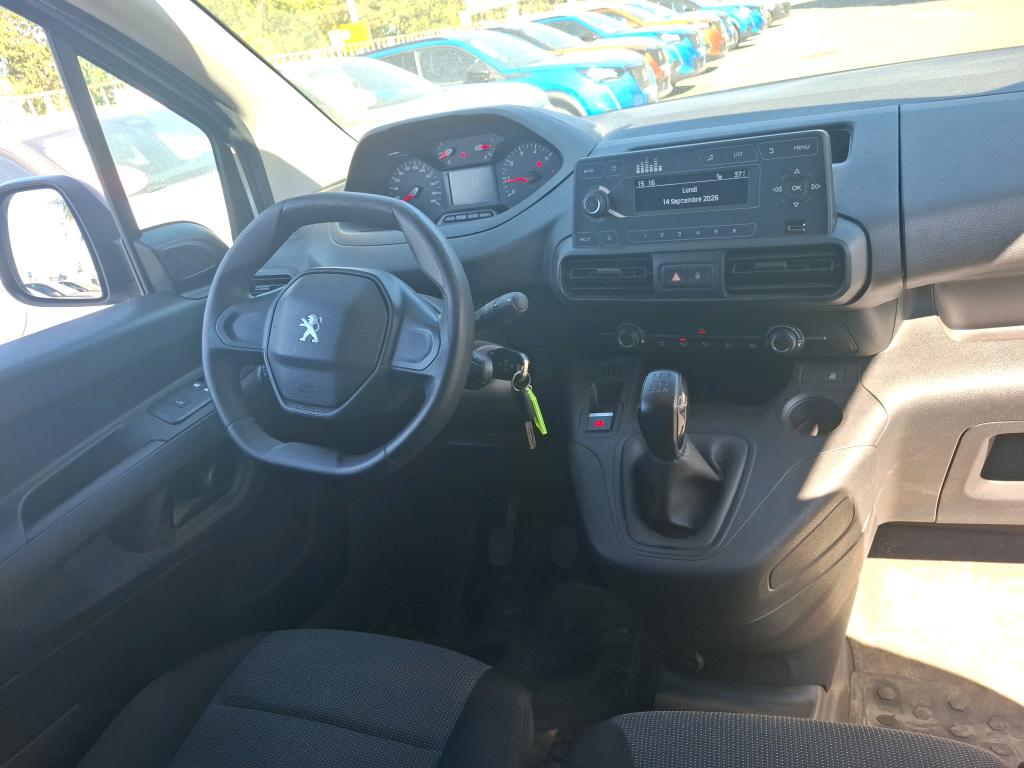 Peugeot PARTNER FOURGON STANDARD 650 KG BLUEHDI 100 S&S BVM5 PREMIUM 2021