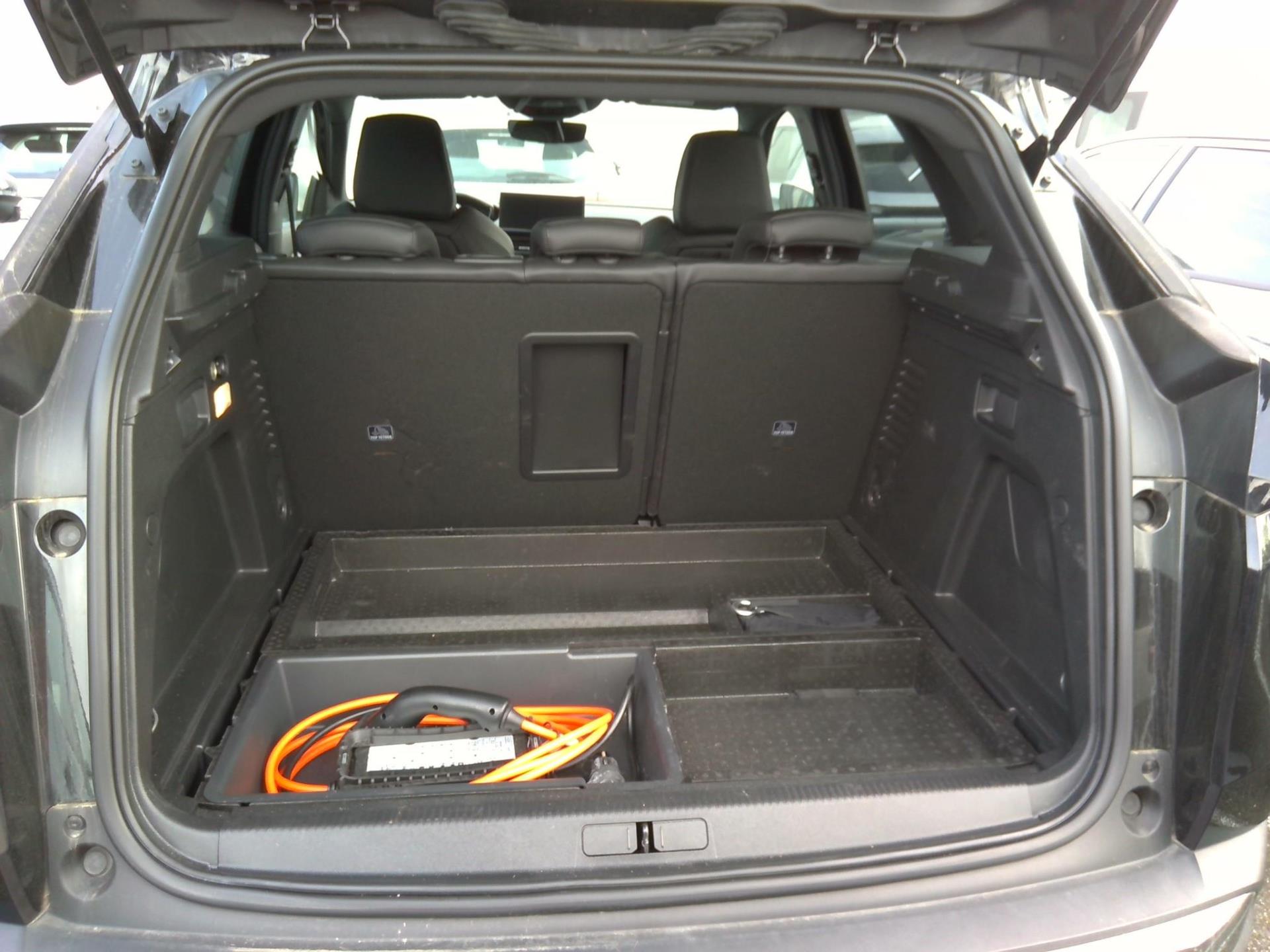 Peugeot 3008 Hybrid 225 e-EAT8 GT 2022