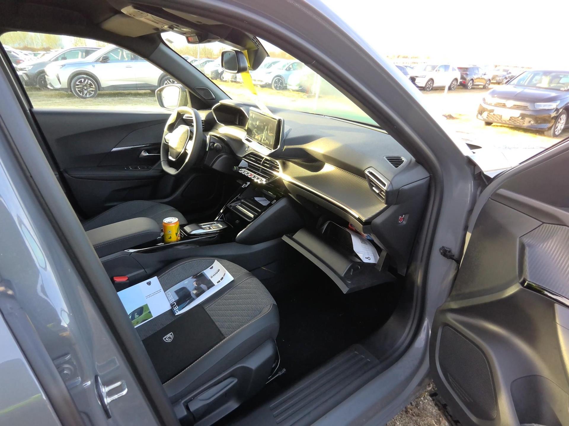 Peugeot 2008 130 S&S EAT8 Allure 2025