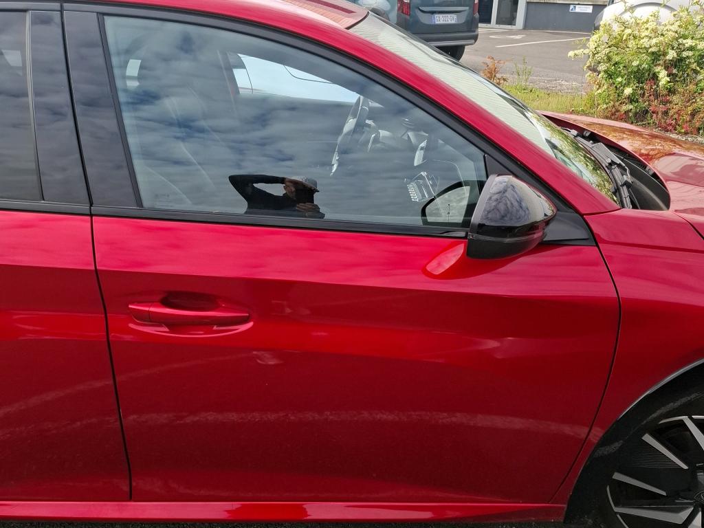 Peugeot 208 Hybrid 145 ch e-DCS6 GT 2025