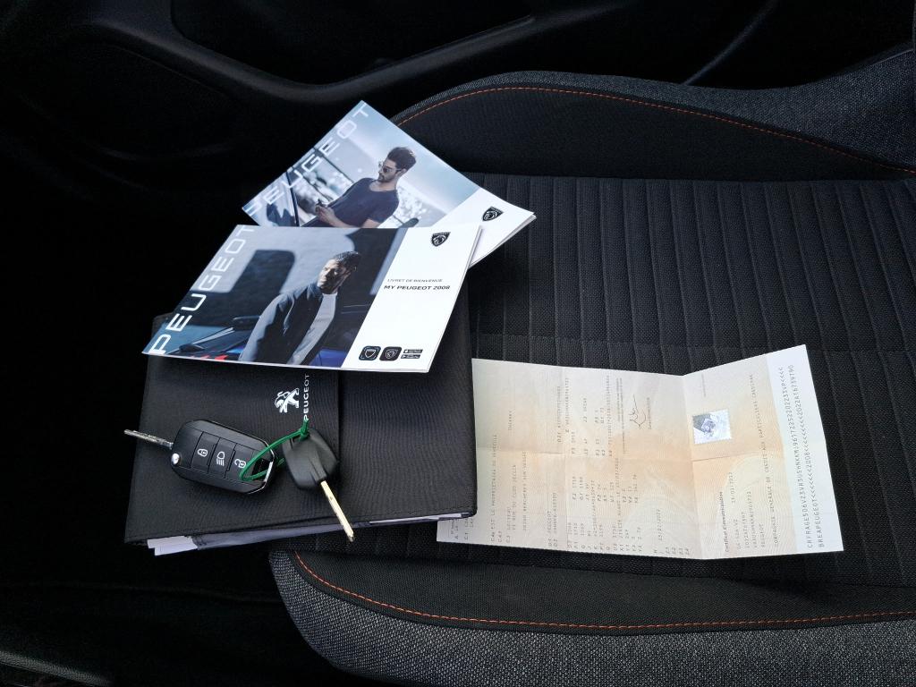 Peugeot 2008 PureTech 100 S&S BVM6 Active Pack 2022