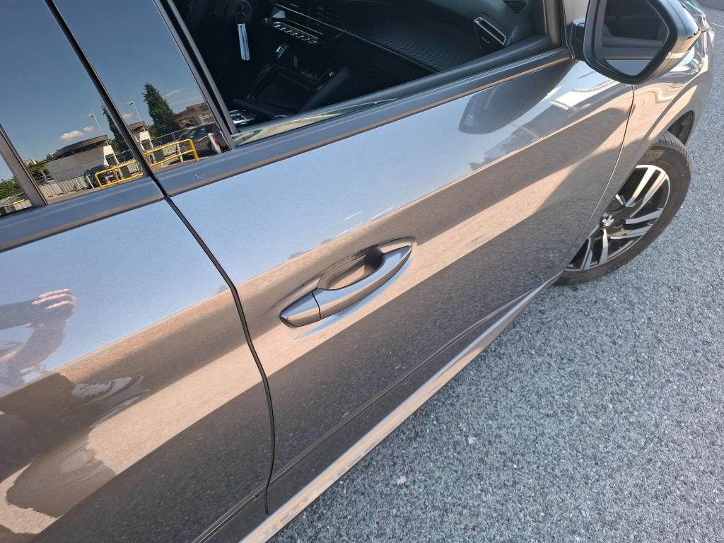 Peugeot 208 PureTech 100 S&S EAT8 Allure 2022
