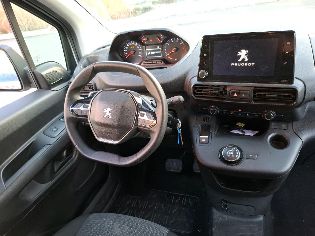 Peugeot PARTNER FOURGON LONG 950 KG BLUEHDI 130 S&S EAT8 ASPHALT 2021