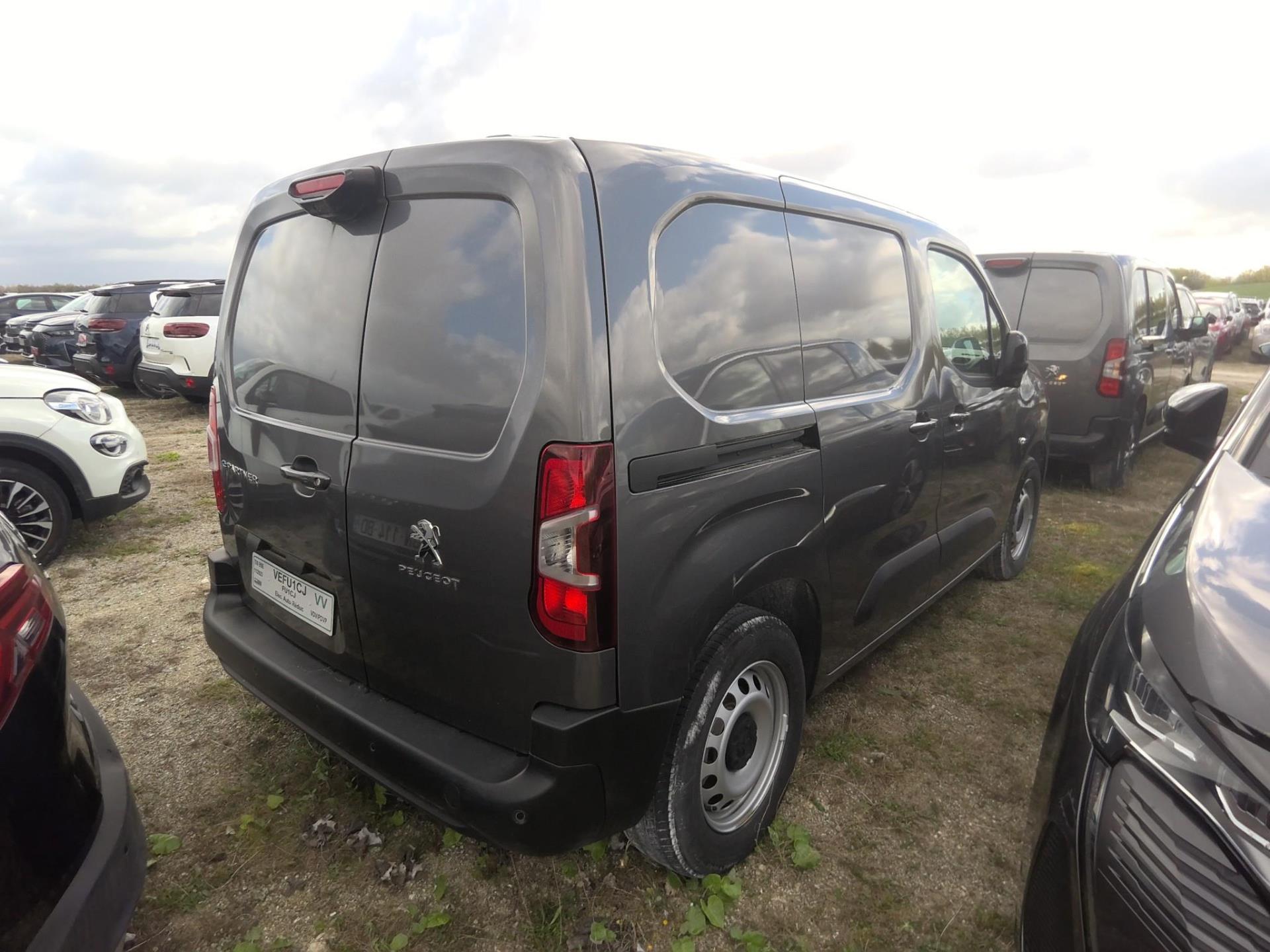 Peugeot E-PARTNER FOURGON M 800 KG 136 CH BATTERIE 50 KWH  2023