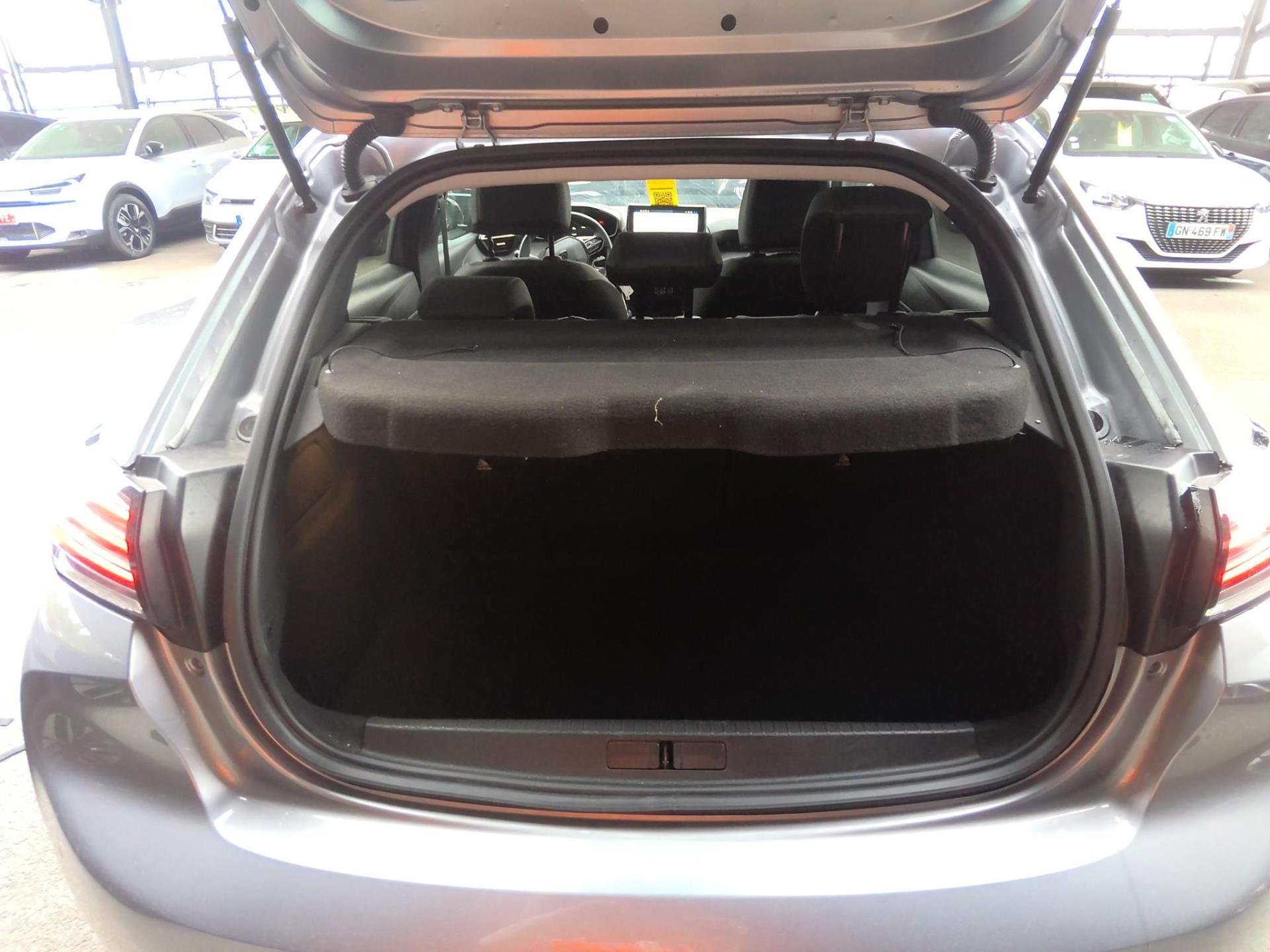 Peugeot 208 Hybrid 110 ch e-DCS6 Allure 2025