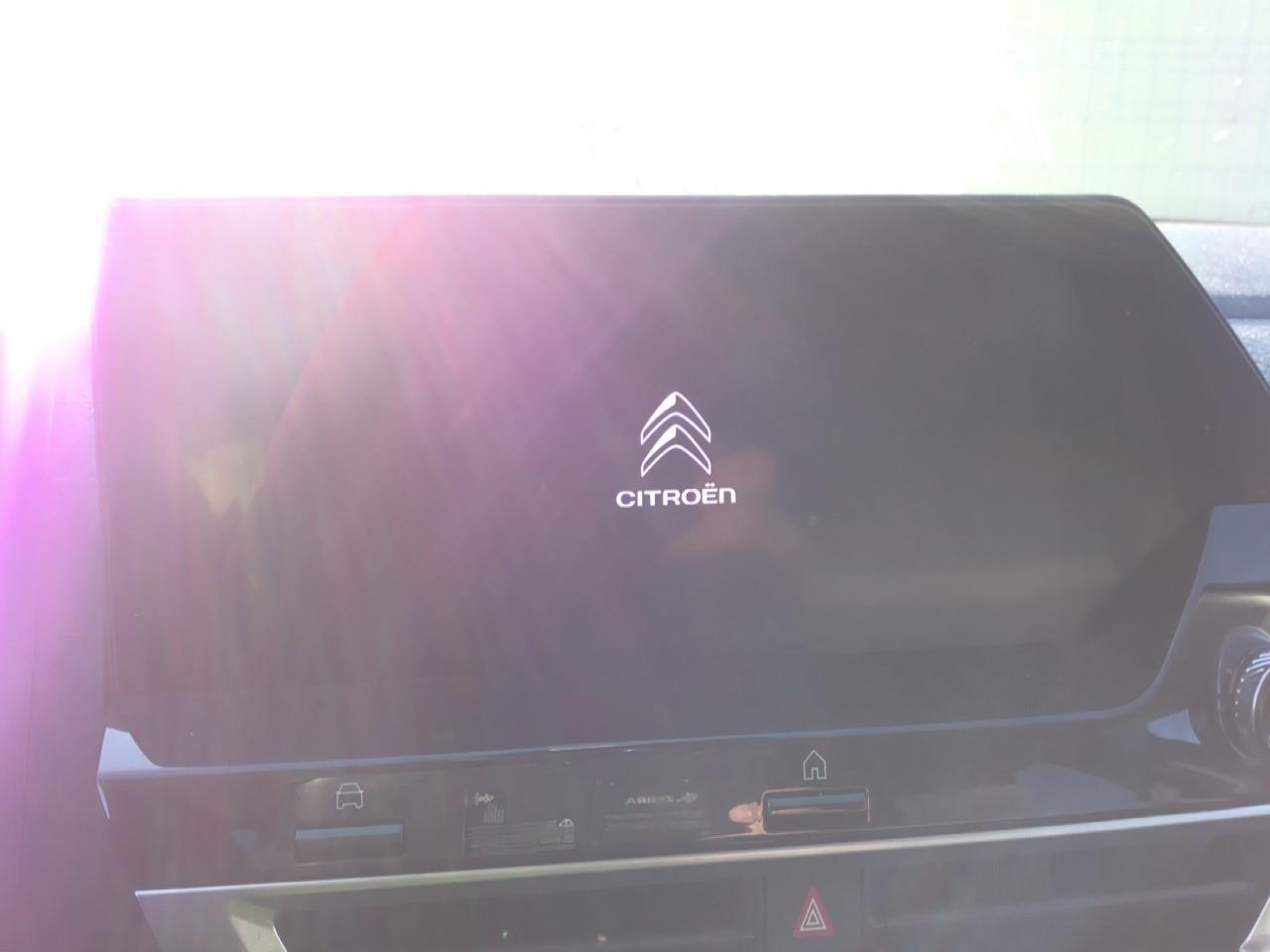 Foto Citroën ë-C4 7