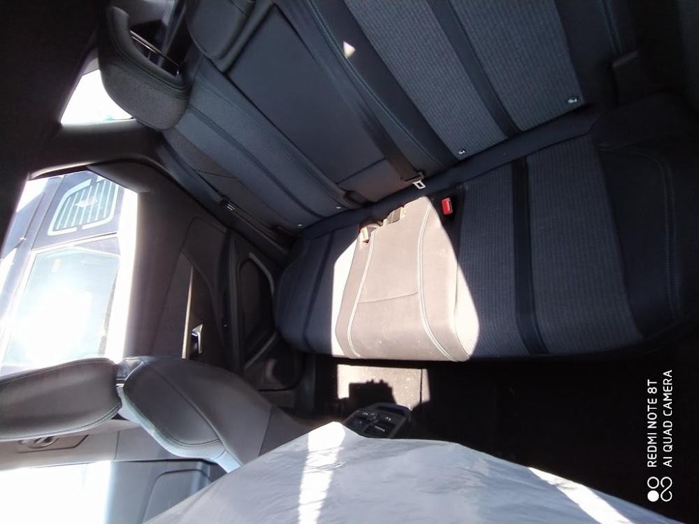 Foto Peugeot 3008 Hybrid 10