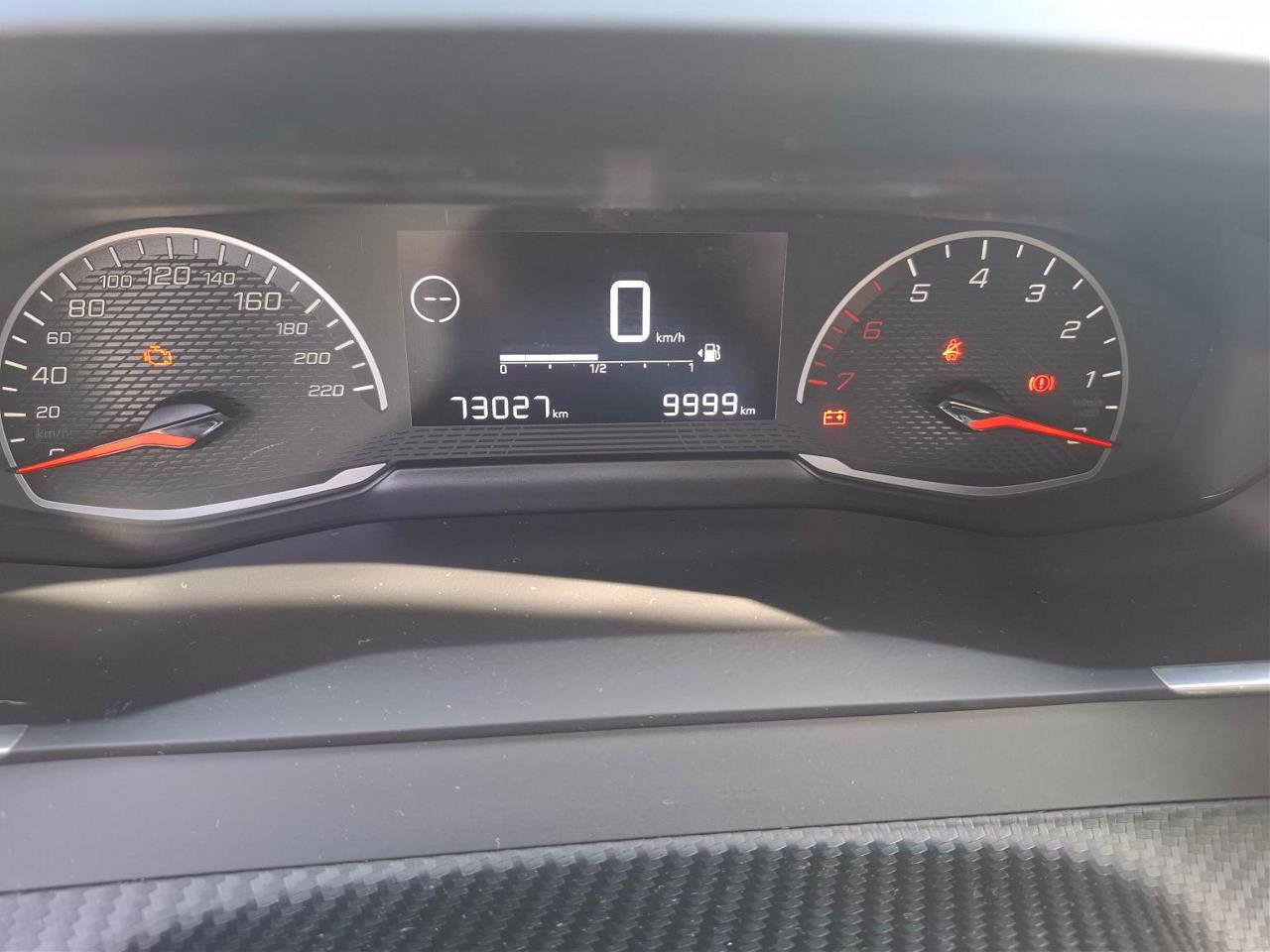 Foto Peugeot 2008 8