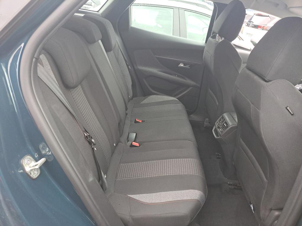 Peugeot 3008 BlueHDi 130ch S&S EAT8 Active Pack 2022
