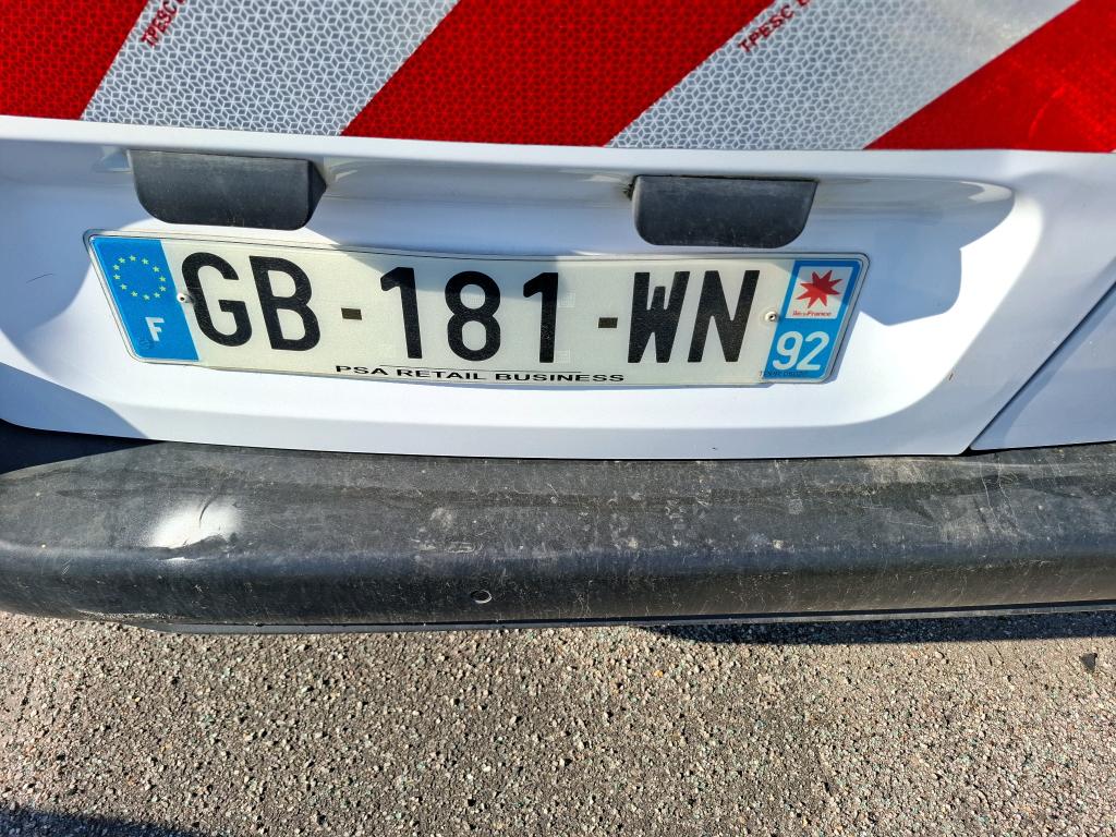 Peugeot PARTNER FOURGON STANDARD 650 KG PURETECH 110 S&S BVM6 ASPHALT 2021