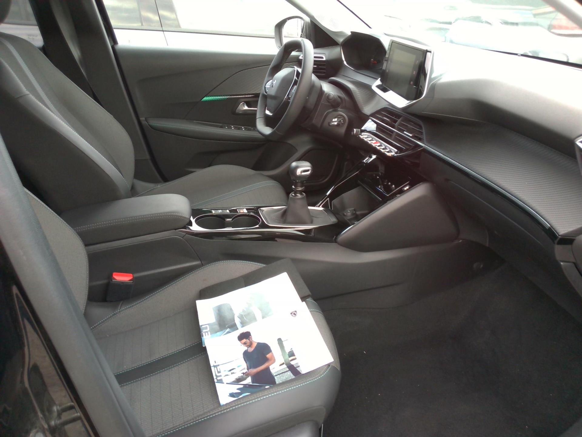 Peugeot 208 PureTech 100 S&S BVM6 Allure 2023