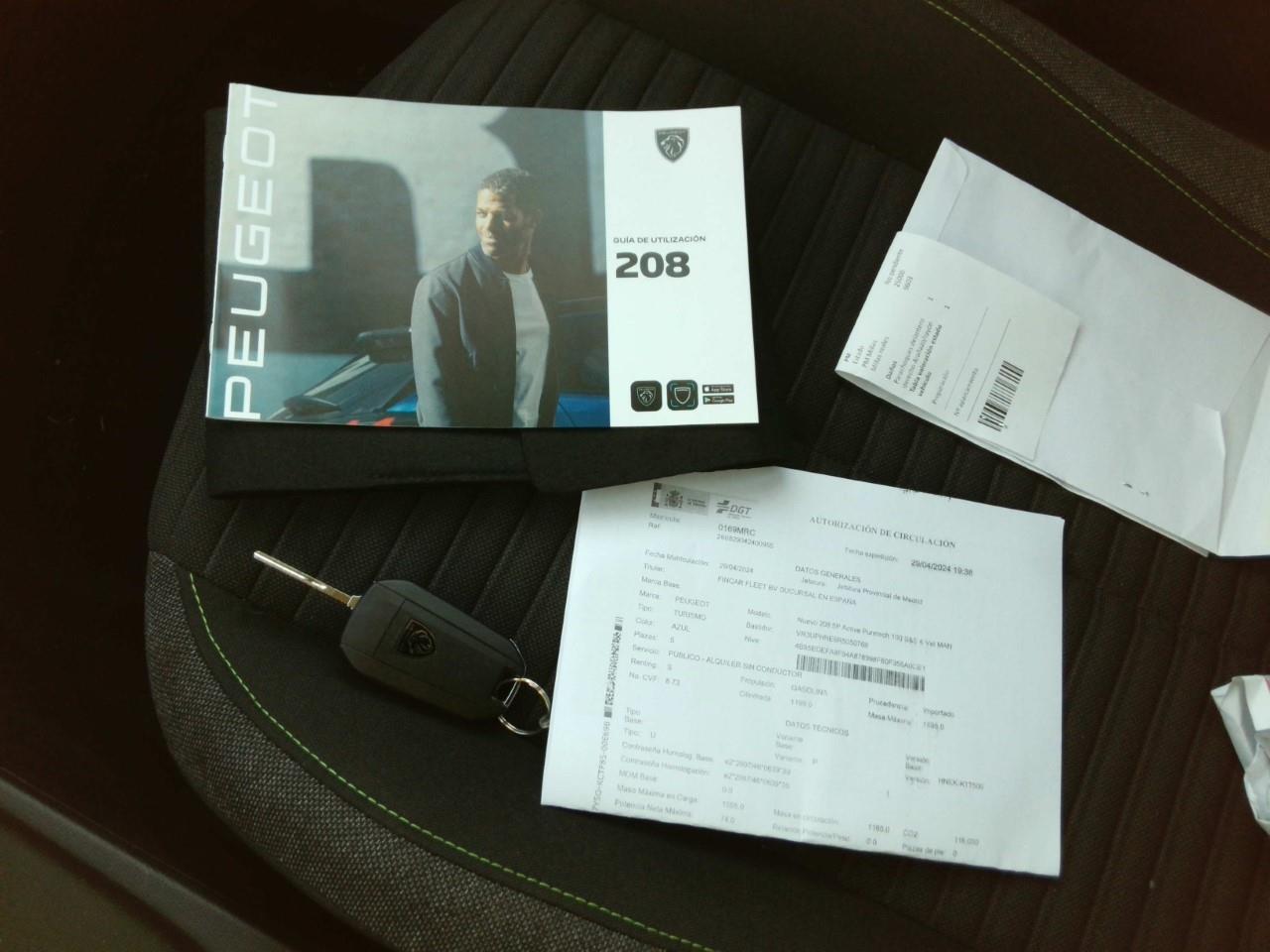 Foto Peugeot 208 16