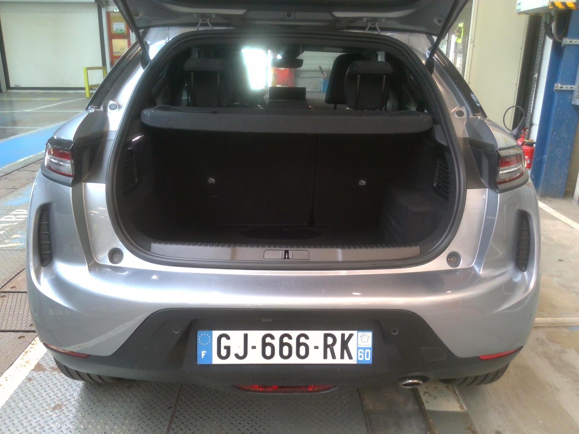 DS DS 3 BlueHDi 130 EAT8 Performance Line+ 2022