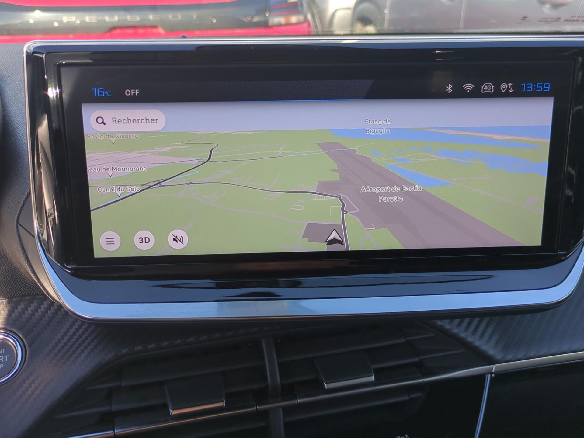 Peugeot 2008 Hybrid 136 e-DCS6 Allure 2024