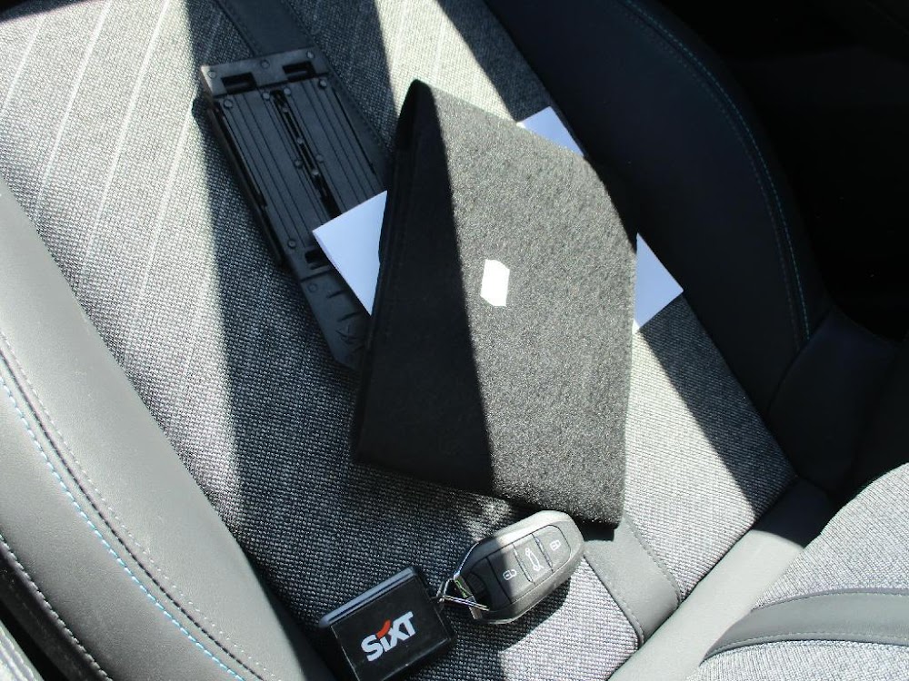 Foto Peugeot 408 14