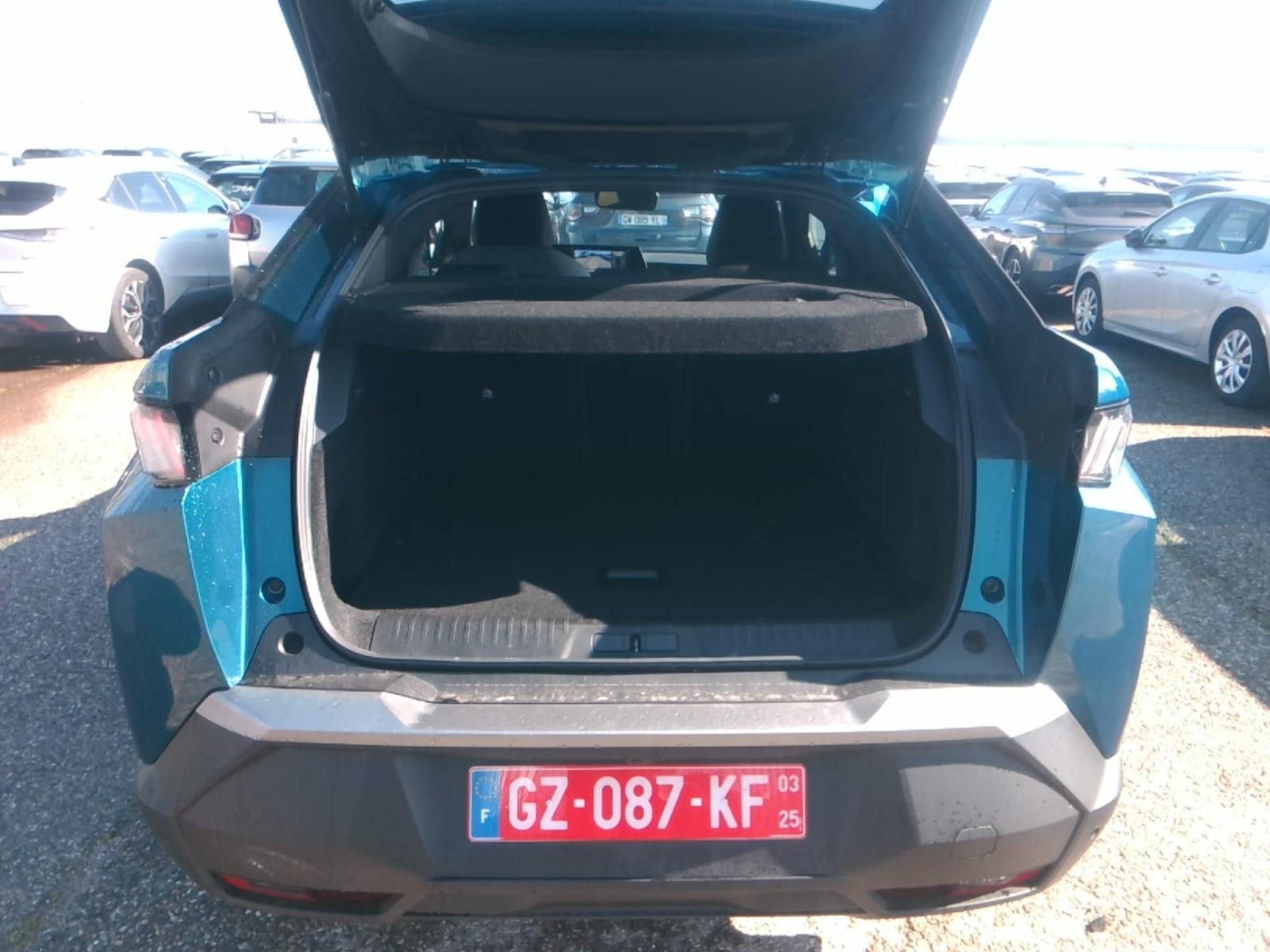 Peugeot 3008 Hybrid 136 e-DCS6 Allure 2024