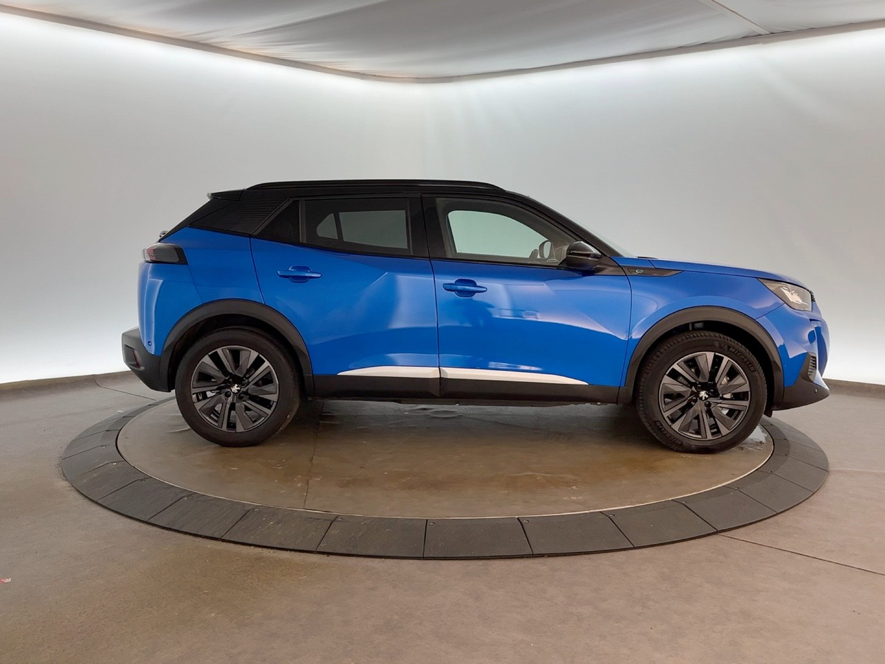 Peugeot 2008 Electrique 136 ch GT 2022