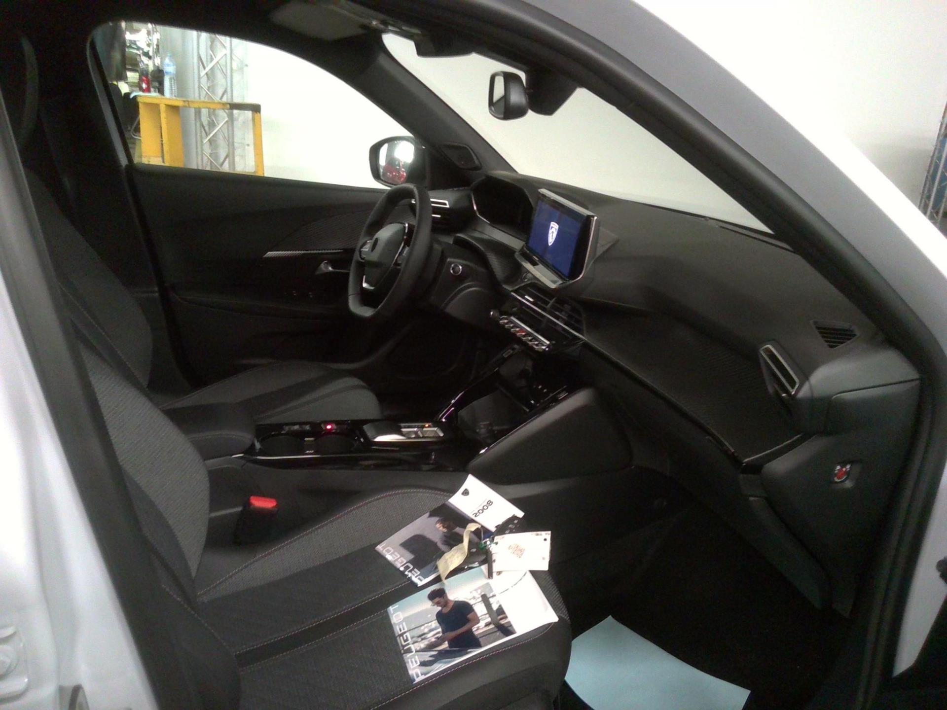 Peugeot 2008 Electrique 54 kWh 156 ch Allure 2023