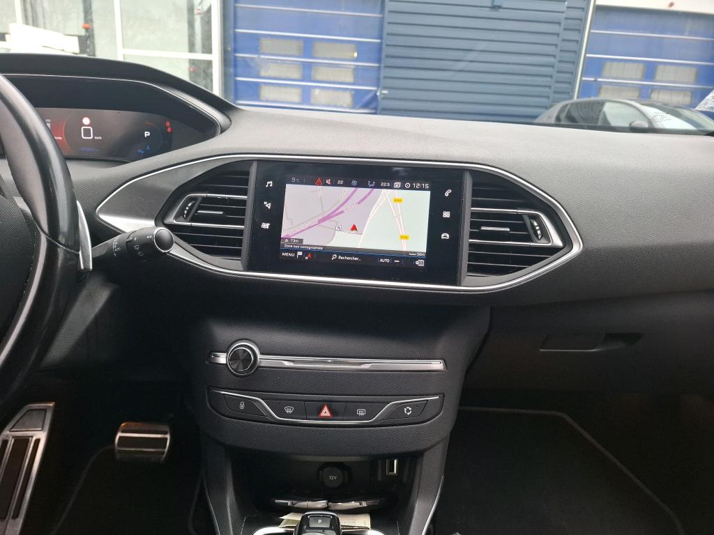 Peugeot 308 BlueHDi 130ch S&S EAT8 Road Trip 2021