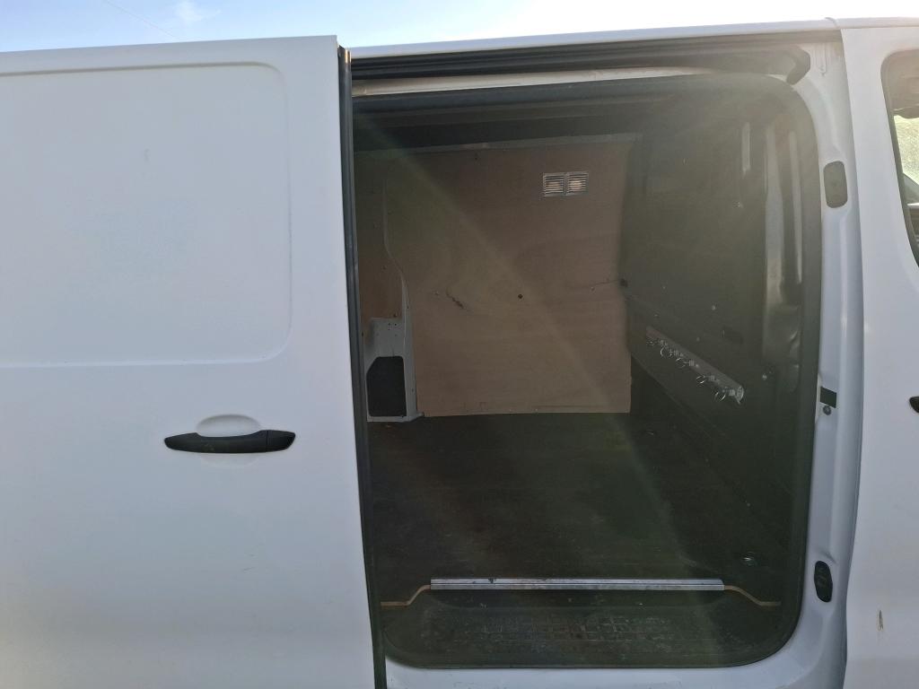 Peugeot EXPERT FGN TOLE STANDARD 2.0  BLUEHDI 120 S&S BVM6 PREMIUM 2018