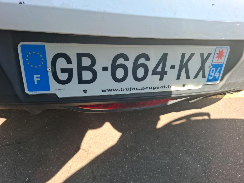 Peugeot 208 BLUEHDI 100 S&S BVM6 PREMIUM PACK 2021