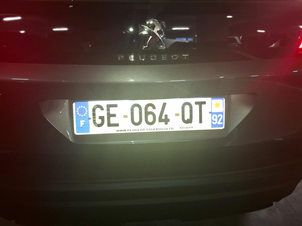 Peugeot 3008 BlueHDi 130ch S&S EAT8 Active Pack 2022