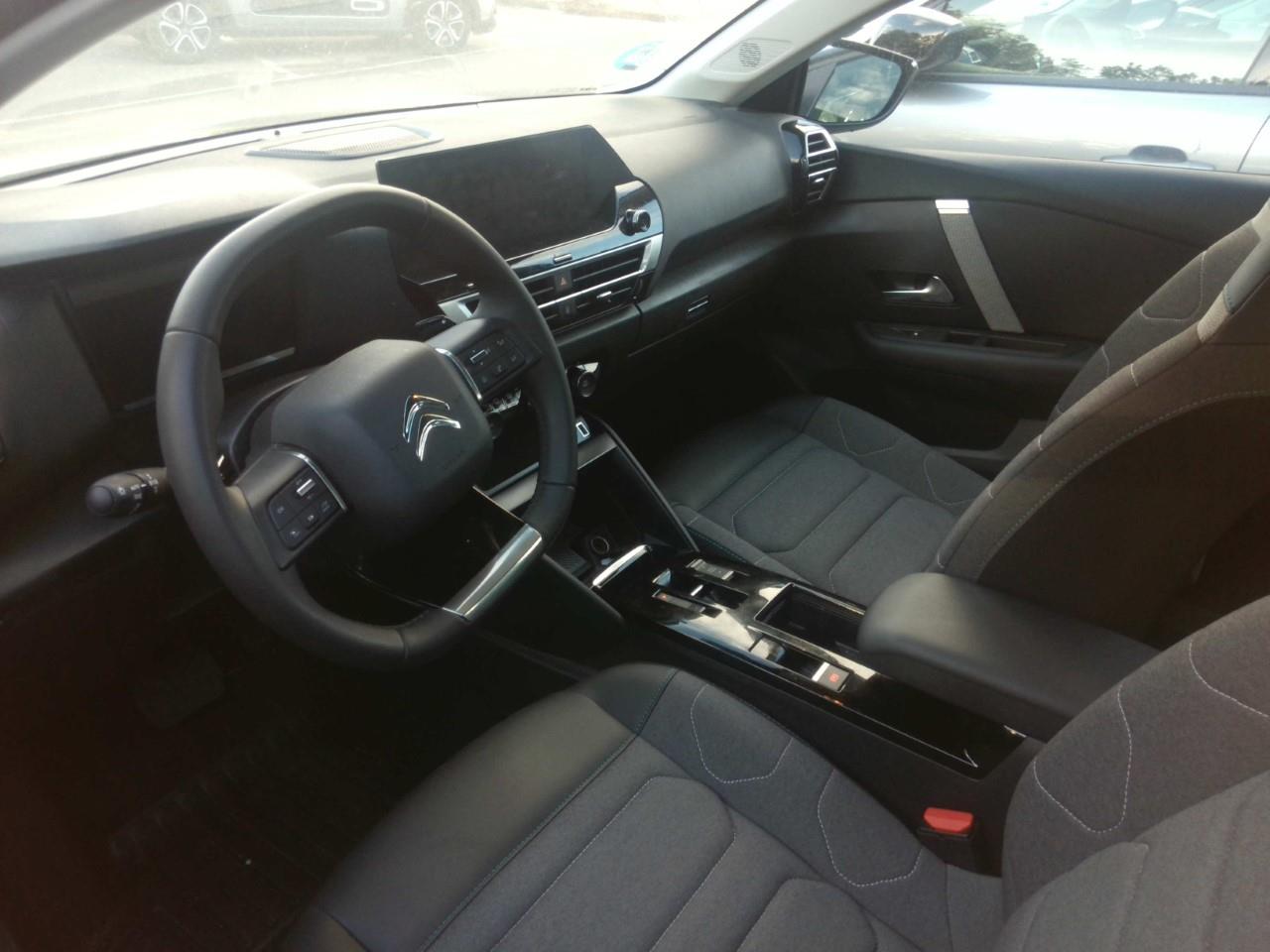 Foto Citroën C4 X 3