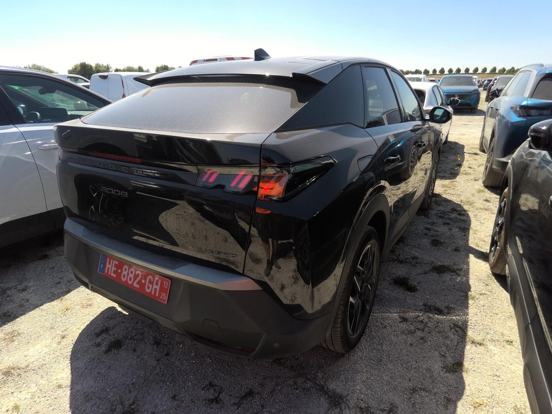 Peugeot 3008 Hybrid 145 e-DCS6 Allure 2025