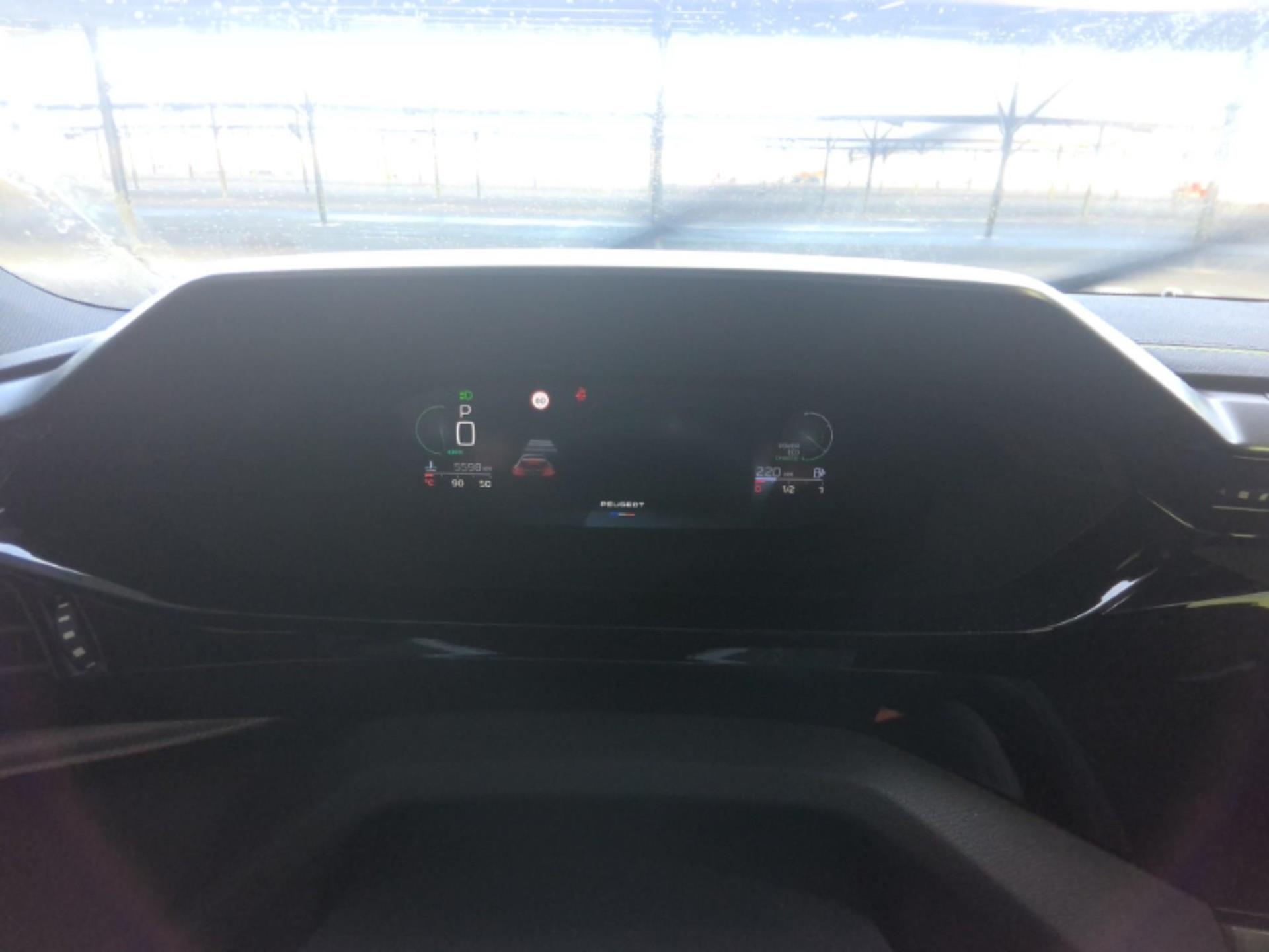 Peugeot 408 Hybrid 145 e-DCS6 GT 2025