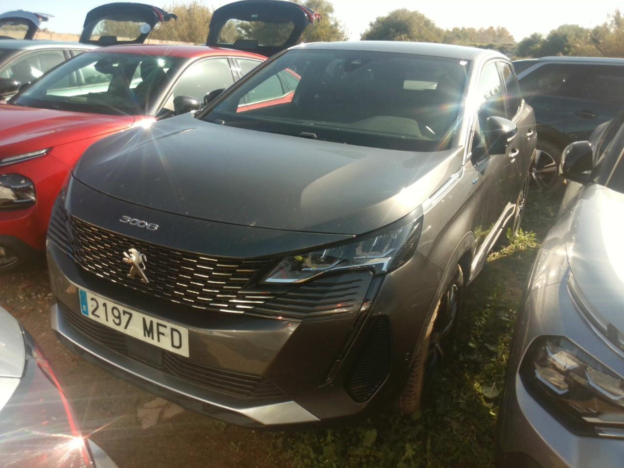 Foto Peugeot 3008 Hybrid 2