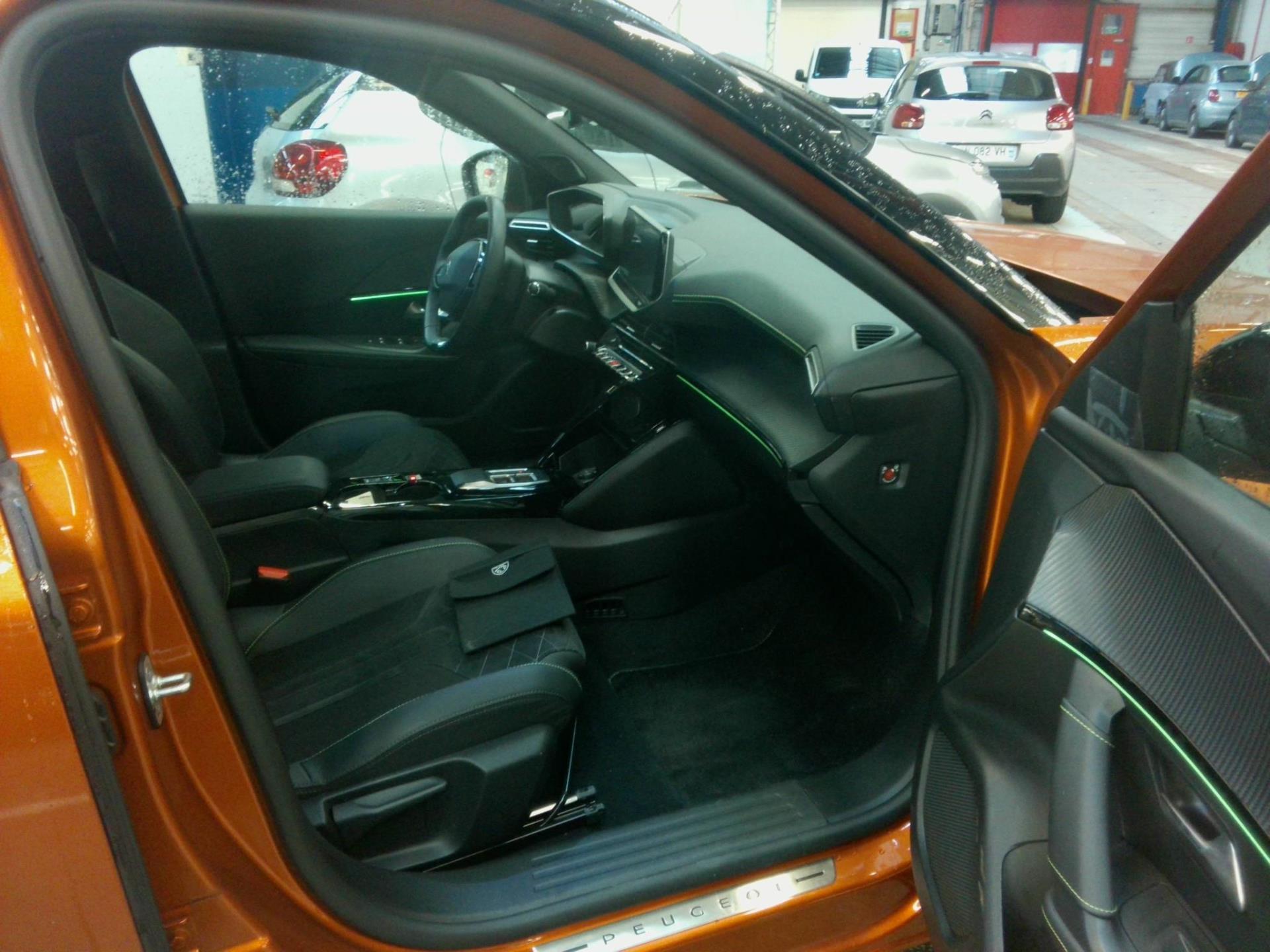 Peugeot 2008 Electrique 136 ch GT 2023