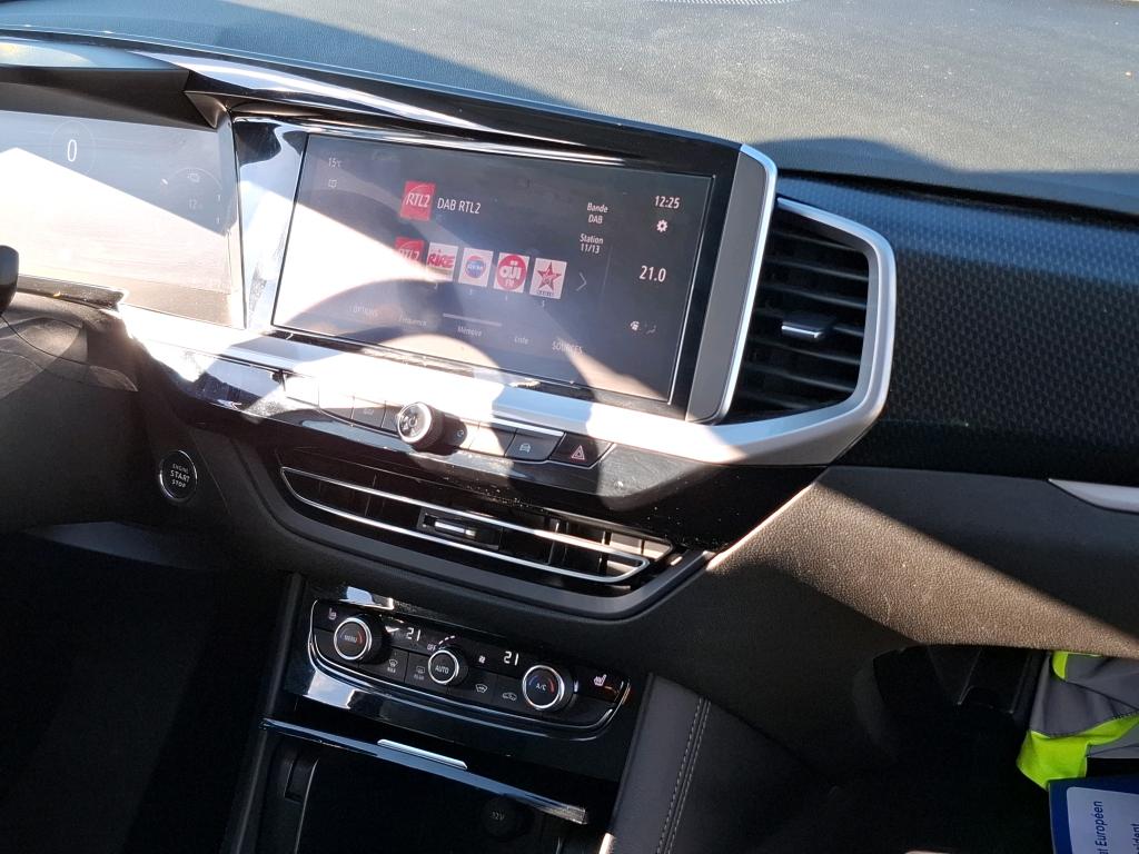 Opel Grandland Hybrid 225 ch BVA8 Ultimate 2022