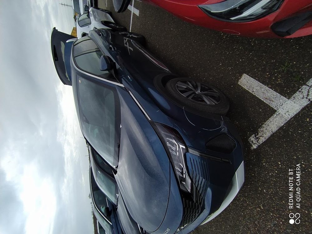 Foto Peugeot 3008 Hybrid 4