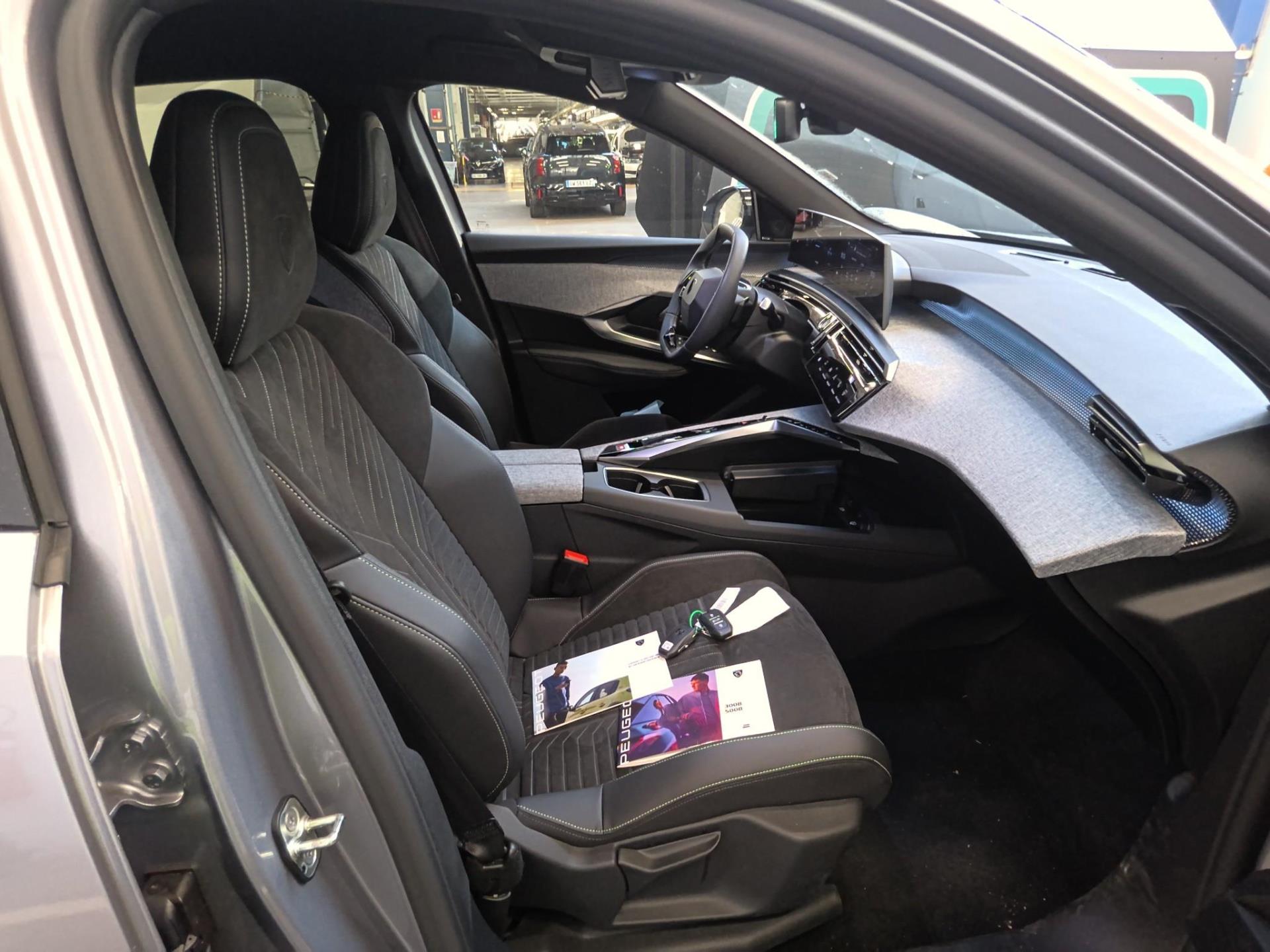 Peugeot 3008 Electrique 73 kWh 210 ch GT 2024