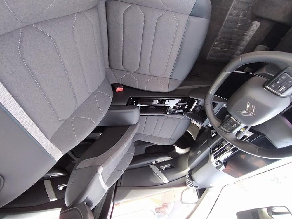Foto Citroën C4 X 9